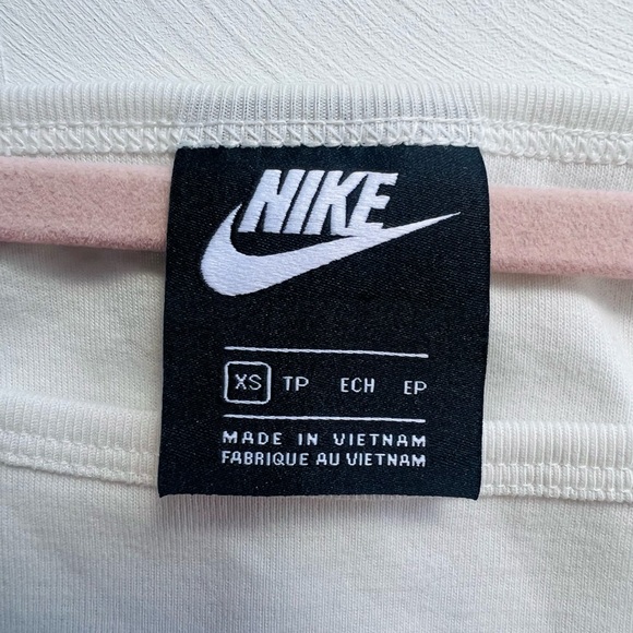 Nike Cropped Tank | Size XS | NEVER WORN - Picture 3 of 3